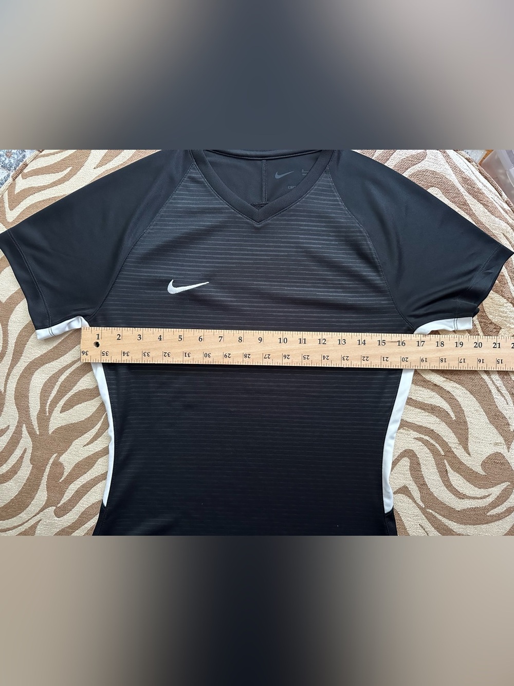 Nike Women’s Black Athletic Jersey with White Accents - Picture 4 of 5